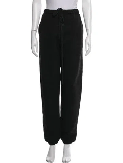 Pre-owned Essentials Sweatpants In Black