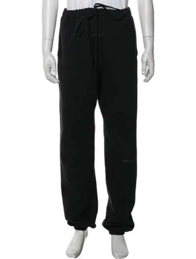 Pre-owned Essentials Sweatpants In Black