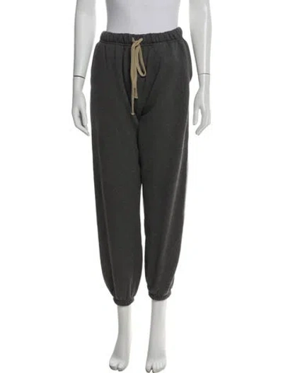 Pre-owned Essentials Sweatpants In Gray