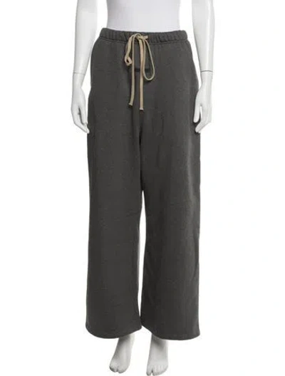Pre-owned Essentials Sweatpants In Grey