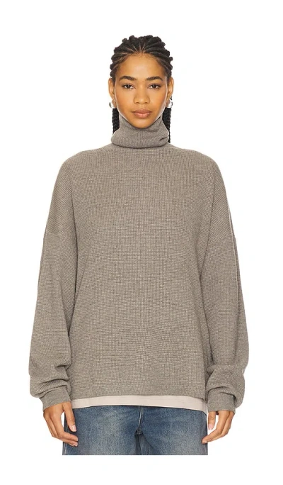 Essentials Turtleneck Sweater In Heather Gray