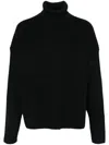 ESSENTIALS TURTLENECK SWEATER