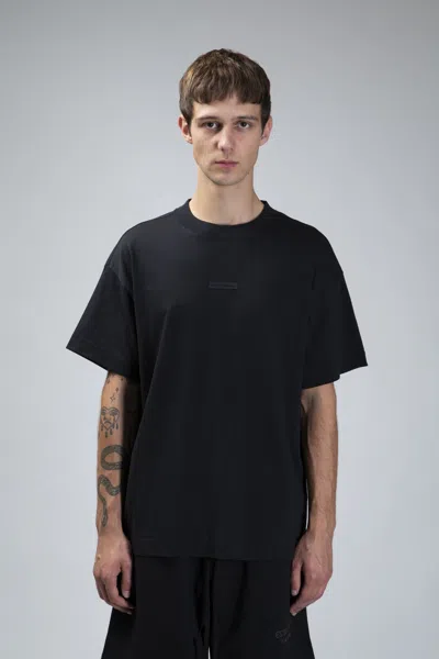Essentials Classic Short-sleeved T-shirt In Black