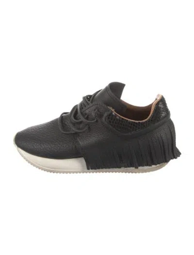 Pre-owned Esseutesse Leather Fringe Trim Accent Sneakers In Black