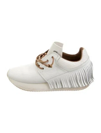 Pre-owned Esseutesse Leather Fringe Trim Accent Sneakers In White