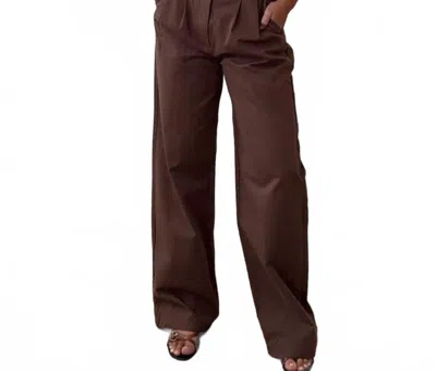 Et Clet Kalli Relaxed Fit Trousers In Brown