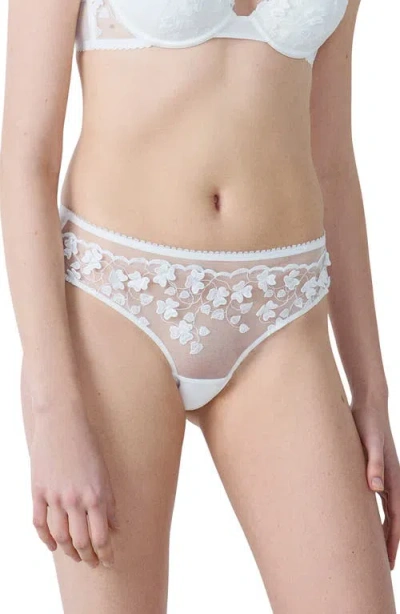 Etam Amour Hipster Briefs In White