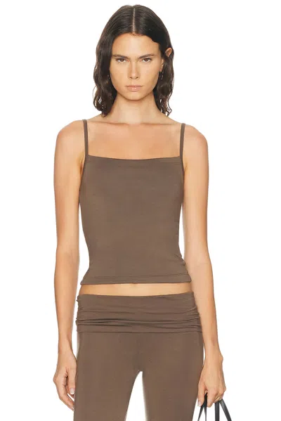 Éterne 90's Soft Jersey Tank In Brown
