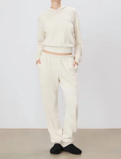 Éterne Boyfriend Pocket Sweatpant In Bone In Neutral