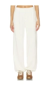 Éterne Boyfriend Pocket Sweatpant In White