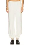 Éterne Boyfriend Pocket Sweatpant In White