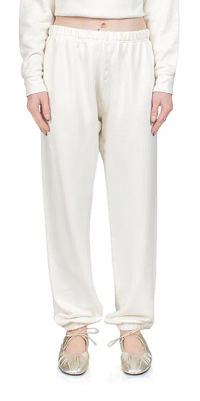 Éterne Classic Sweatpant In Cream In White