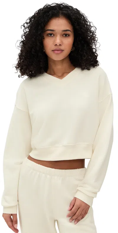 Éterne Cropped V-neck Sweatshirt Cream In Neutral