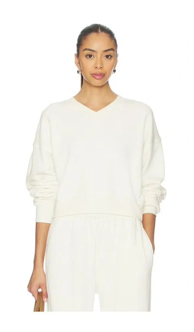 Éterne Cropped V-neck Sweatshirt In Neutral