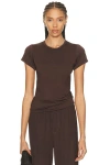 Éterne Fitted Crewneck Short Sleeve T-shirt In Brown