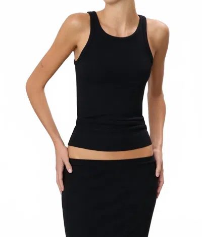 Éterne High Neck Fitted Tank In Black