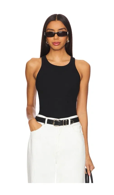 Éterne High Neck Fitted Tank Top In Black