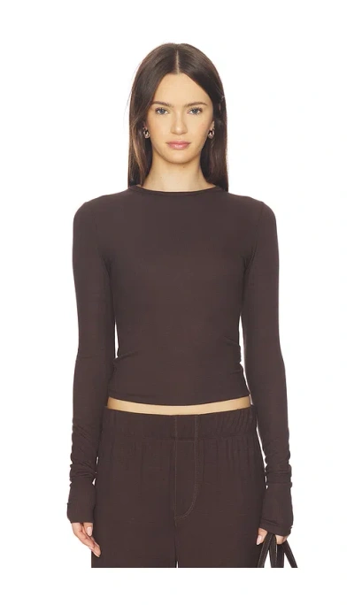 Éterne Long Sleeve Fitted Top In Brown