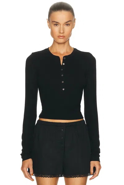 Éterne Long Sleeve Henley Top In Black