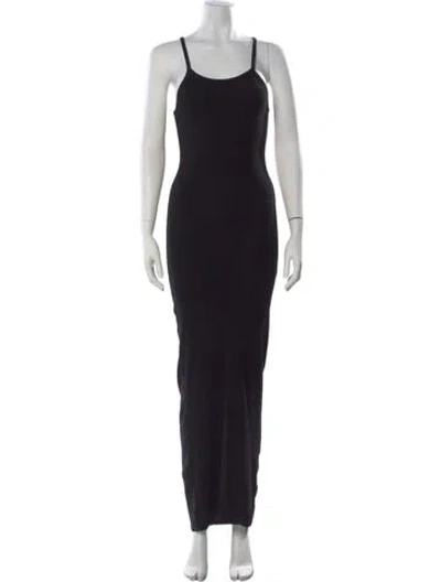 Pre-owned Éterne Scoop Neck Long Dress In Black