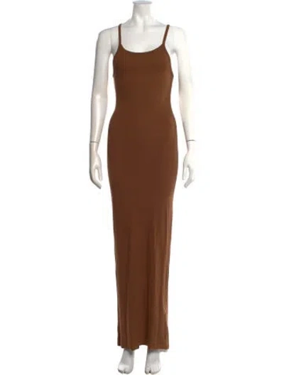 Pre-owned Éterne Scoop Neck Long Dress In Brown