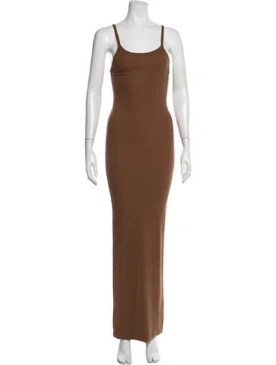 Pre-owned Éterne Scoop Neck Long Dress In Brown