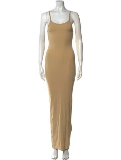 Pre-owned Éterne Scoop Neck Long Dress In Neutral