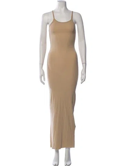 Pre-owned Éterne Scoop Neck Long Dress In Neutrals