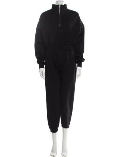 Pre-owned Éterne Set In Black