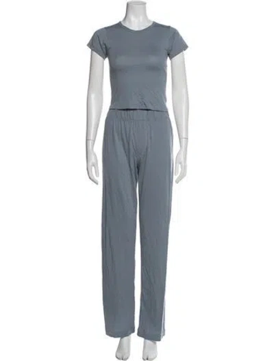 Pre-owned Éterne Set In Blue
