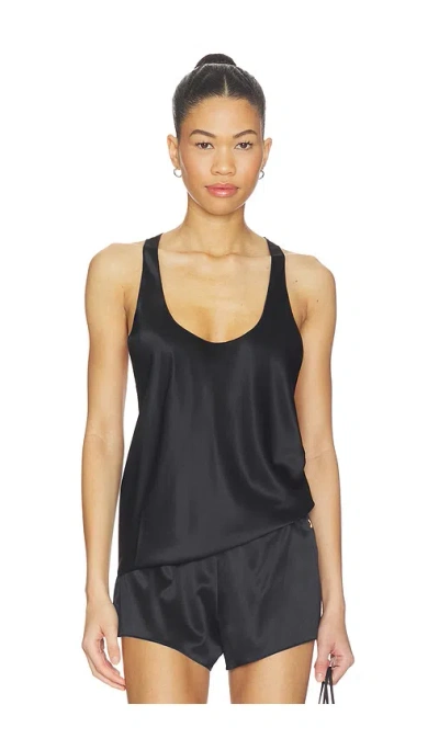 Éterne Silk Hedi Top In Green