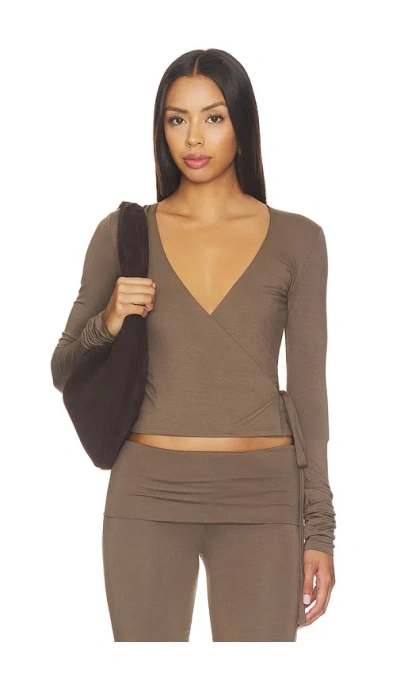 Éterne Soft Jersey Wrap Top In Mushroom
