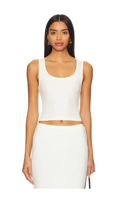 Éterne Square Neck Tank Top In White