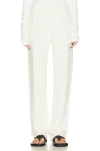 Éterne Straight Leg Sweatpant In Cream