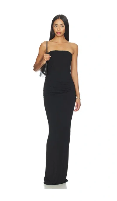 Éterne Twist Maxi Dress In Black