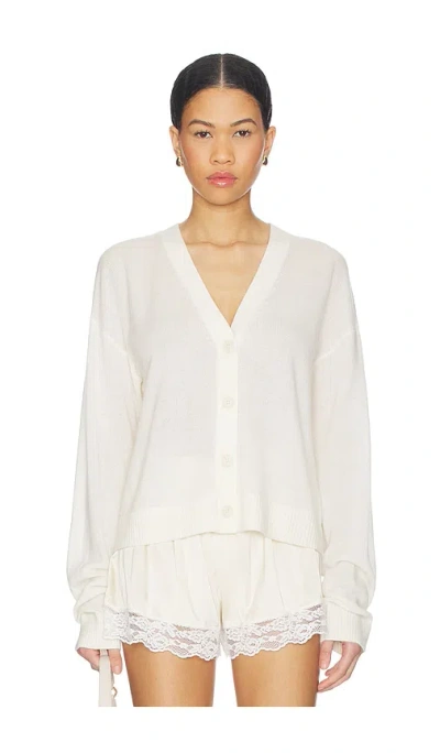 Éterne Walt Cardigan In White