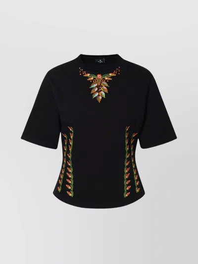 Etro Crew Neck Embroidered Detailing Short Sleeves In Black