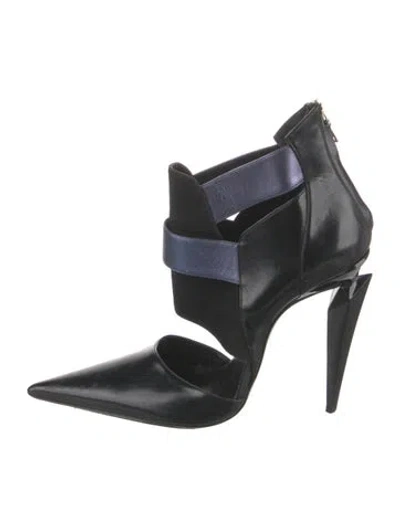 Pre-owned Etro Leather Pumps In Black