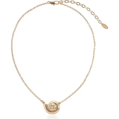 Ettika Conch Pendant Necklace In Gold