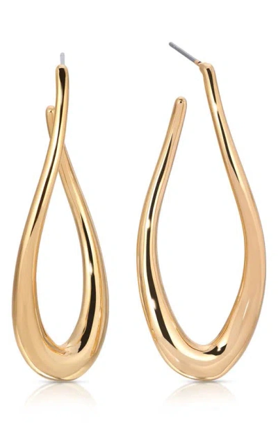 Ettika Curvacious Oval Hoop Earrings In Gold