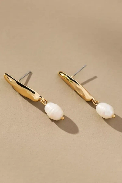 Ettika Liquid Luxe Pearl Earrings In Gold