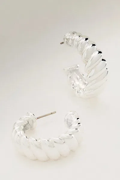 Ettika Modern Ribbed Hoop Earrings In Metallic