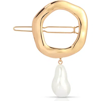 Ettika Open Circle Imitation Pearl Barrette In Gold
