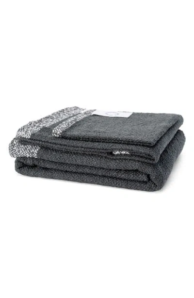 Ettitude Luxe Bouclé Bath Towel In Black