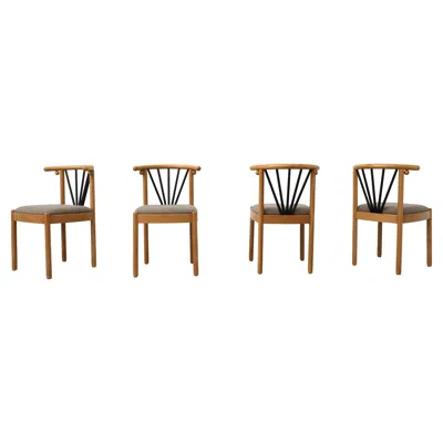 Pre-owned Ettore Sottsass Set Of Four Memphis Wooden Curved Back Dining Chairs With Warm Gray Seats