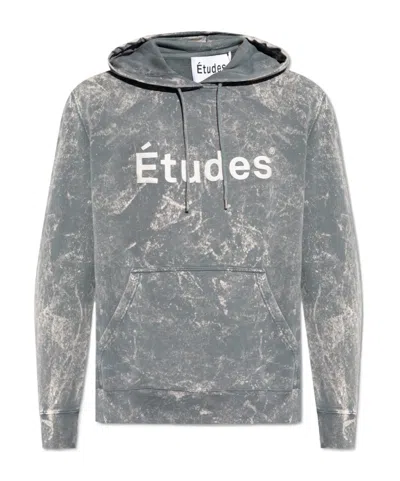 ETUDES STUDIO ETUDES LOGO PRINT HOODED SWEATER