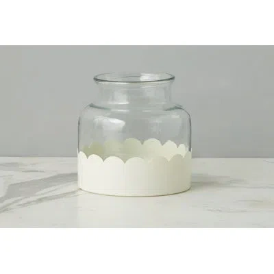 Etúhome Scalloped Bloom Vase, White