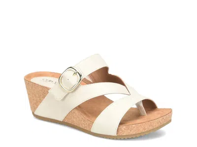 Eurosoft Emrie Wedge Sandal In White