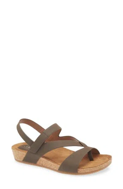 Eurosoft Gannon Slingback Sandal In Brown