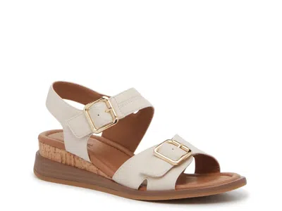 Eurosoft Magnolia Wedge Sandal In White
